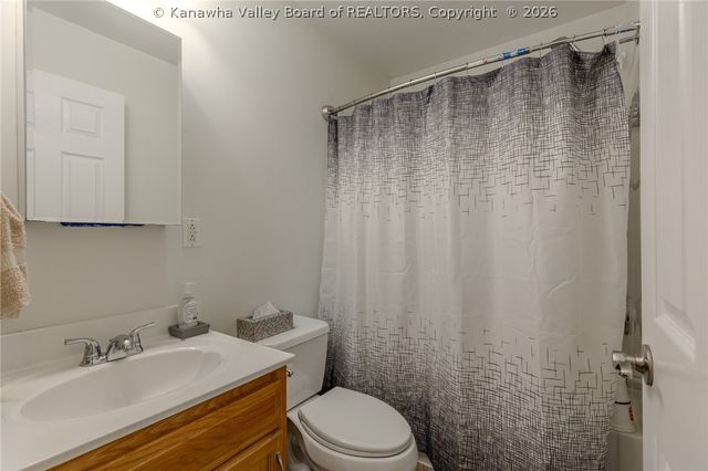 3309 Morning Road, Hurricane, WV 25526