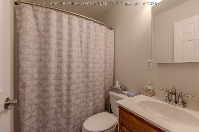 3309 Morning Road, Hurricane, WV 25526