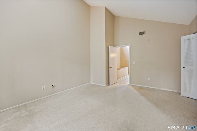 5 Staunton Court B, Farmington, CT 06032