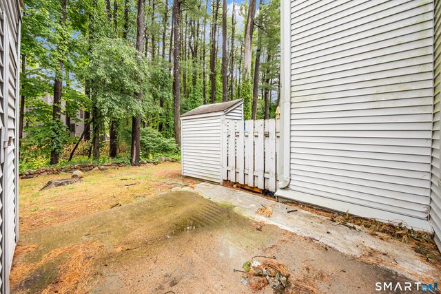 5 Staunton Court B, Farmington, CT 06032