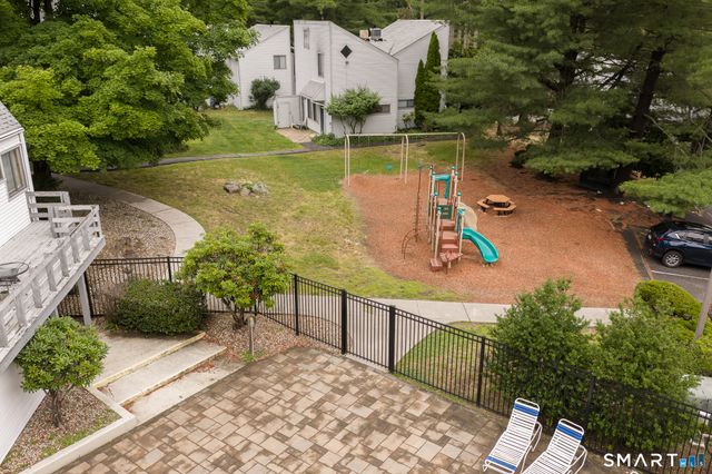 5 Staunton Court B, Farmington, CT 06032