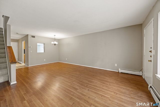 5 Staunton Court B, Farmington, CT 06032
