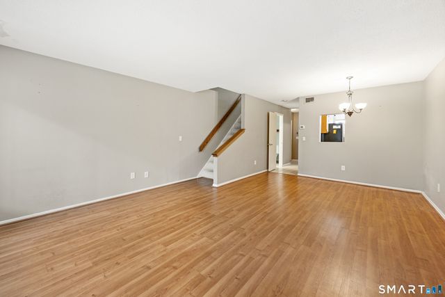 5 Staunton Court B, Farmington, CT 06032