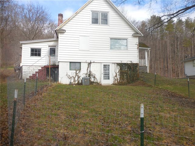 43 South Avenue, Warsaw, NY 14569