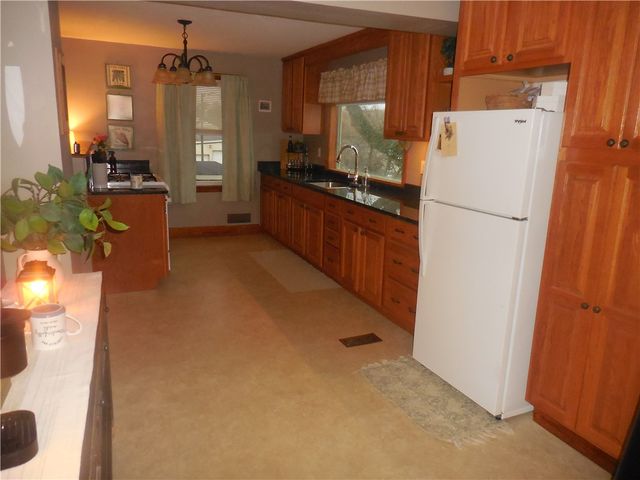 43 South Avenue, Warsaw, NY 14569