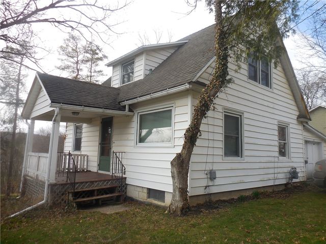 43 South Avenue, Warsaw, NY 14569