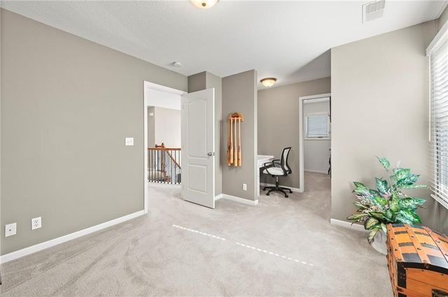 1629 SW Hedgewood Lane, Lee's Summit, MO 64081