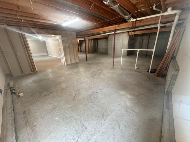 1025 Albert Lane, Lexington, KY 40514