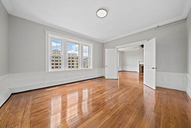 1653 Commonwealth Ave 5, Boston, MA 02135