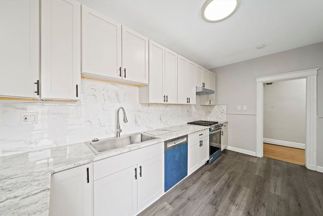 1653 Commonwealth Ave 5, Boston, MA 02135
