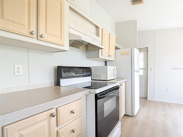 4433 ROUNDUP DRIVE, Polk City, FL 33868