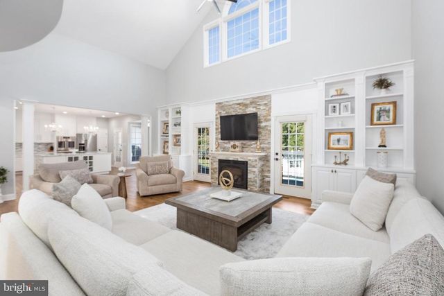 6829 FOX RIDGE RD, Spotsylvania, VA 22551