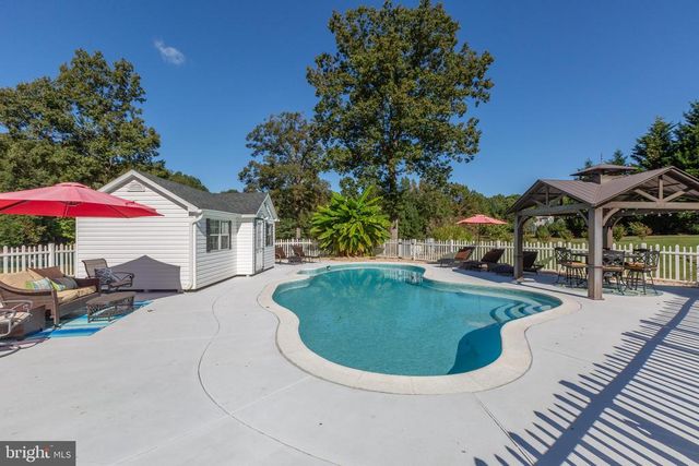 6829 FOX RIDGE RD, Spotsylvania, VA 22551