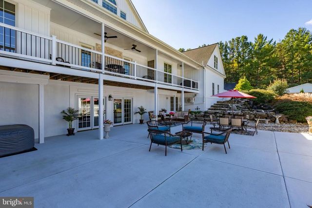 6829 FOX RIDGE RD, Spotsylvania, VA 22551
