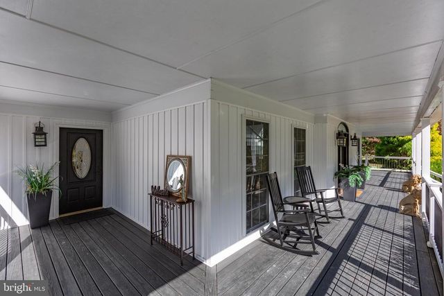 6829 FOX RIDGE RD, Spotsylvania, VA 22551