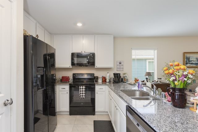 322 Ashbrook Way, Princeton, TX 75407