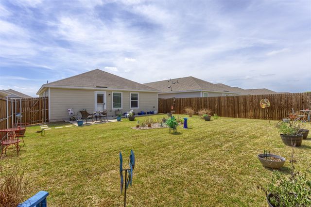 322 Ashbrook Way, Princeton, TX 75407