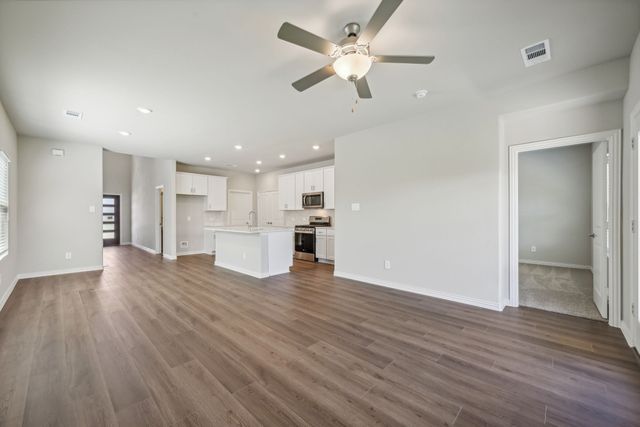 117 Greenbriar Drive, Princeton, TX 75071