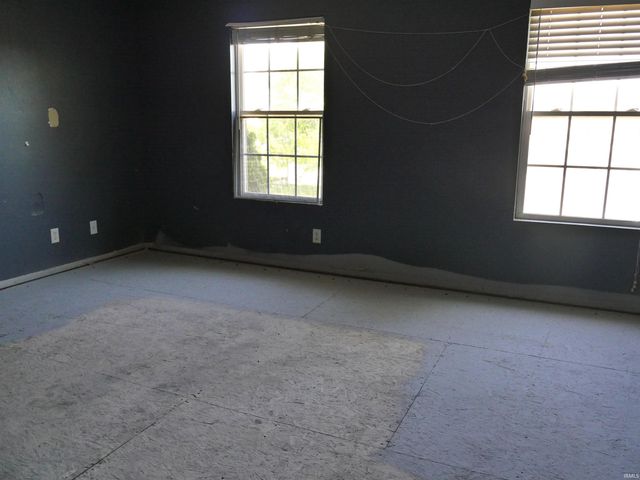 8145 BLAKE Boulevard, Newburgh, IN 47630