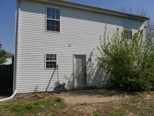 8145 BLAKE Boulevard, Newburgh, IN 47630