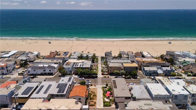 220 Manhattan Avenue, Manhattan Beach, CA 90266
