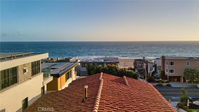220 Manhattan Avenue, Manhattan Beach, CA 90266