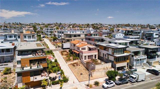 220 Manhattan Avenue, Manhattan Beach, CA 90266