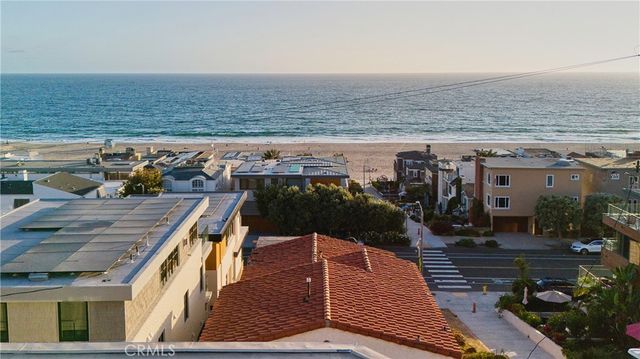 220 Manhattan Avenue, Manhattan Beach, CA 90266