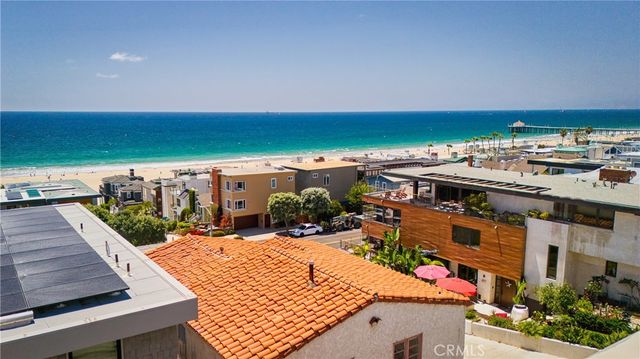 220 Manhattan Avenue, Manhattan Beach, CA 90266