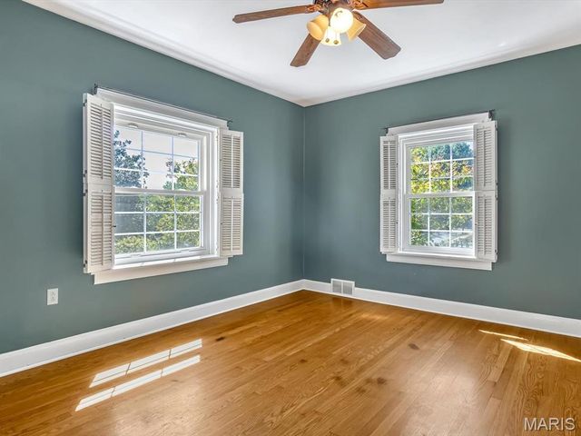 919 E Monroe Street, Belleville, IL 62220