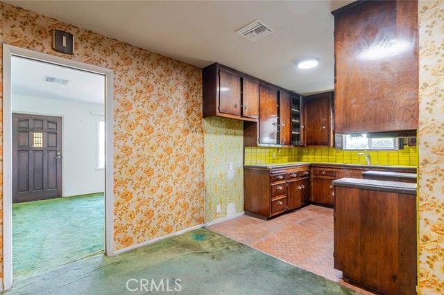 722 E 6th Street, Ontario, CA 91764