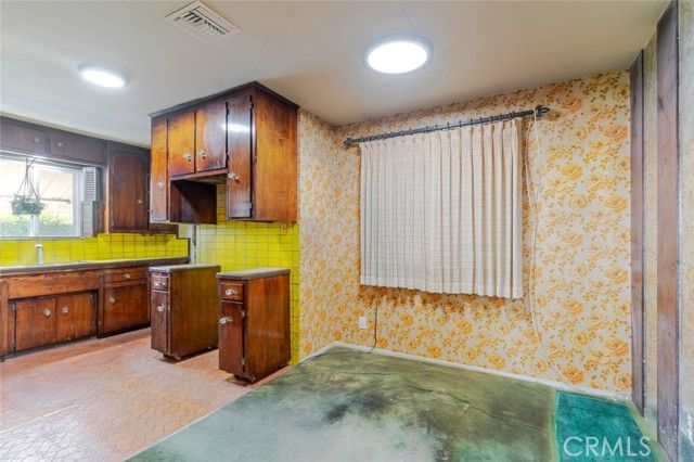 722 E 6th Street, Ontario, CA 91764