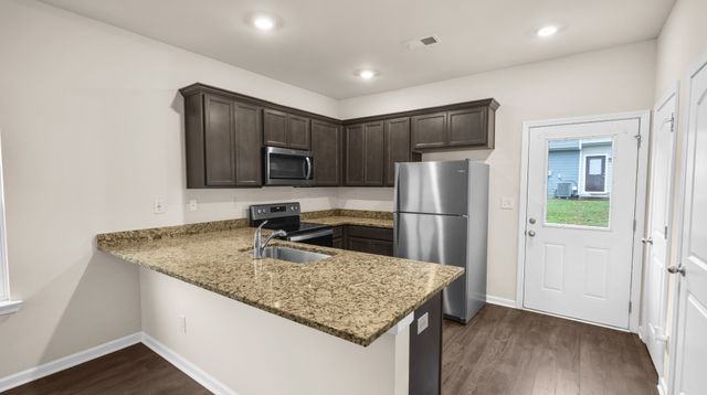 6078 Cullen Dr, La Vergne, TN 37086