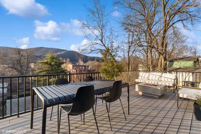 33 Davis Street, Beacon, NY 12508