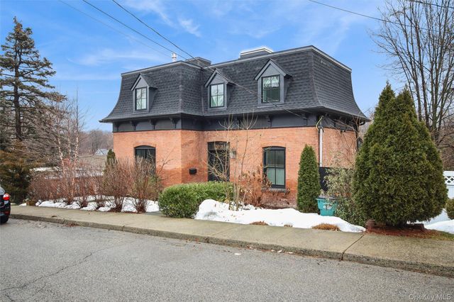 33 Davis Street, Beacon, NY 12508