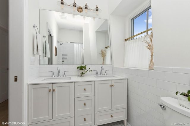 33 Davis Street, Beacon, NY 12508