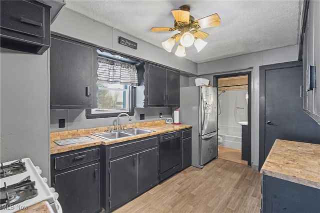 115 N Richview Avenue, Youngstown, OH 44509