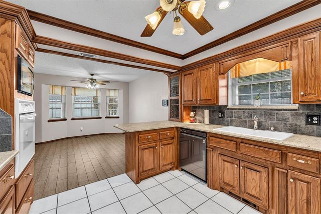 2437 SW 93rd Street, Oklahoma City, OK 73159