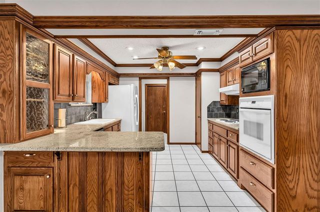 2437 SW 93rd Street, Oklahoma City, OK 73159