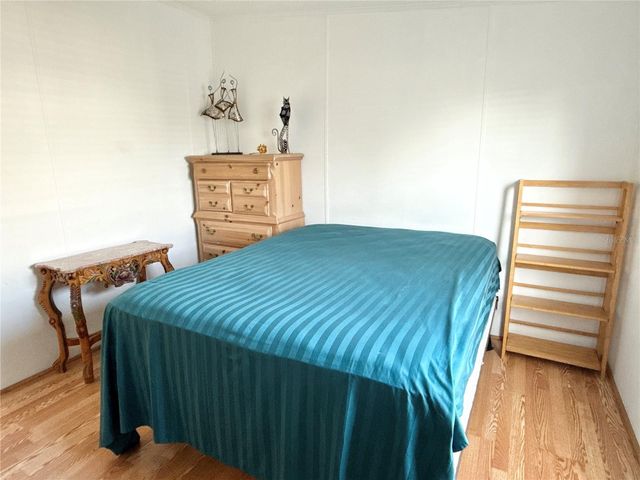 6907 AMERICANA DRIVE NE 101, St Petersburg, FL 33702