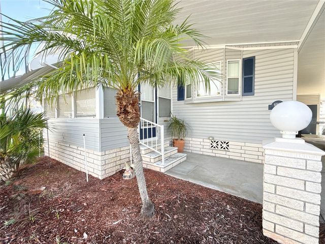6907 AMERICANA DRIVE NE 101, St Petersburg, FL 33702