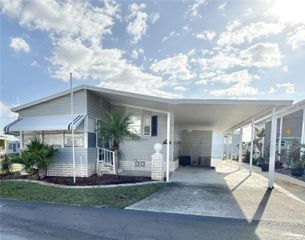 6907 AMERICANA DRIVE NE 101, St Petersburg, FL 33702