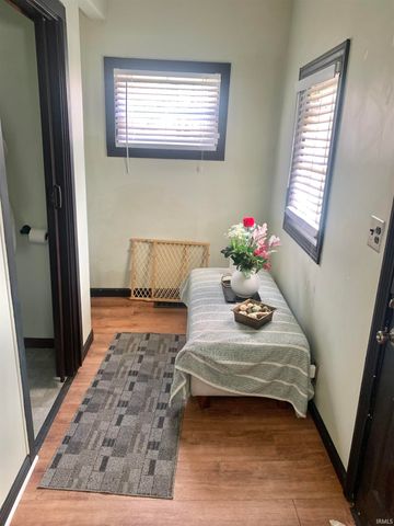 131 E Fox Street, South Bend, IN 46613