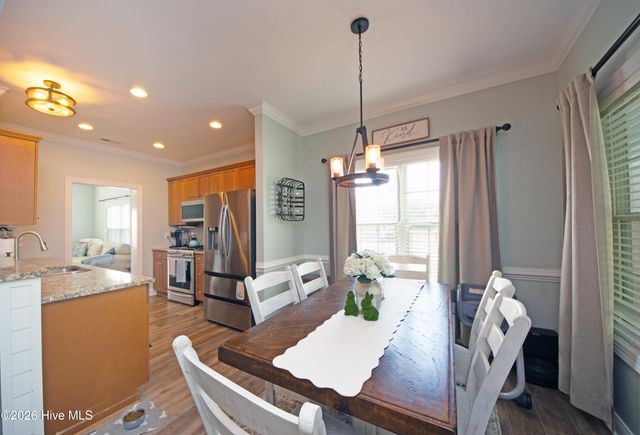 304 Angelfish Court, Newport, NC 28570