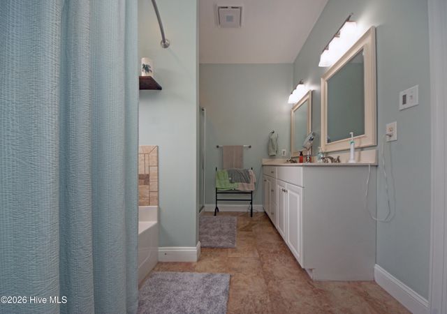 304 Angelfish Court, Newport, NC 28570