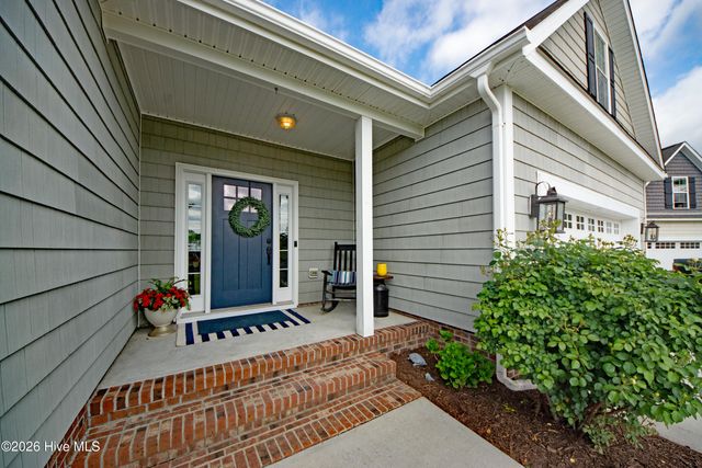 304 Angelfish Court, Newport, NC 28570