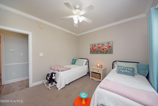 304 Angelfish Court, Newport, NC 28570