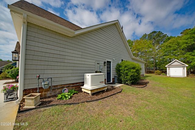 304 Angelfish Court, Newport, NC 28570