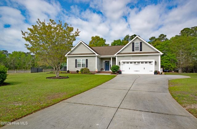 304 Angelfish Court, Newport, NC 28570