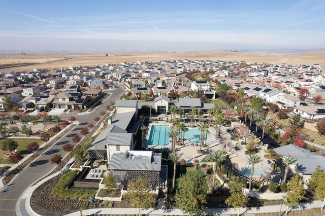 1007 Little Canyon Drive, Madera, CA 93636